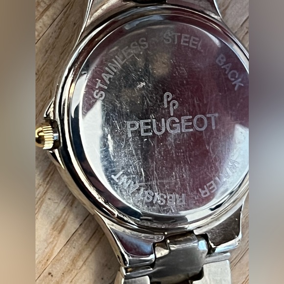 Peugeot Ladies Watch Two Tone Stainless Bracelet White Dial Date Window - Picture 9 of 13